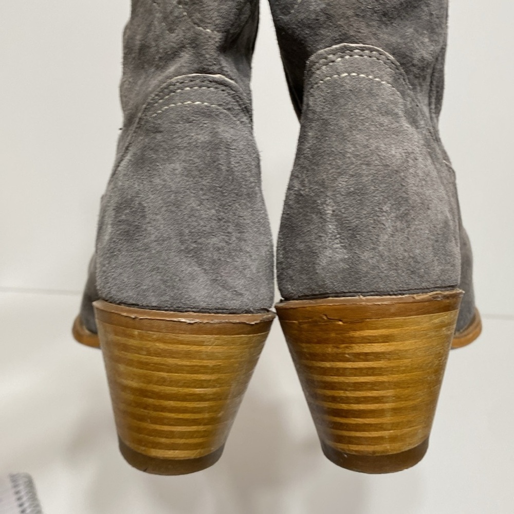 Wolverine Vintage Suede Flower Detail Vintage Cowboy Boots 1970’s - Picture 12 of 17